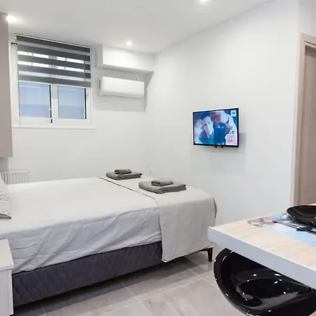 Апартаменты Brand New Urban Getaway Next To Megaro Mousikis Афины Экстерьер фото