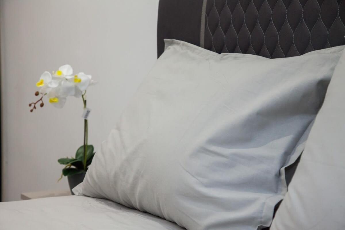 Brand New Urban Getaway Next To Megaro Mousikis Athens