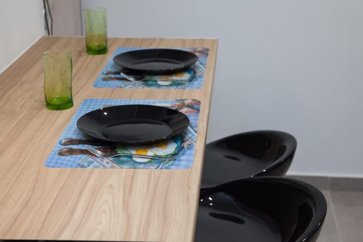 Apartment Brand New Urban Getaway Next To Megaro Mousikis *