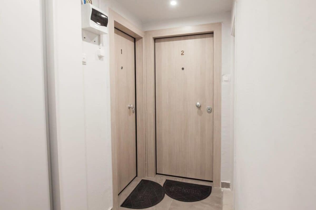 Apartment Brand New Urban Getaway Next To Megaro Mousikis Athens